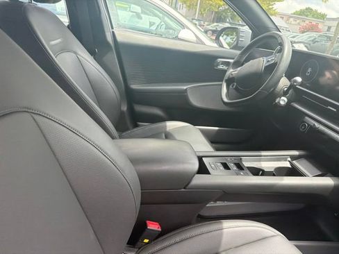 Used 2023 Hyundai Ioniq 6 SEL RWD image 11