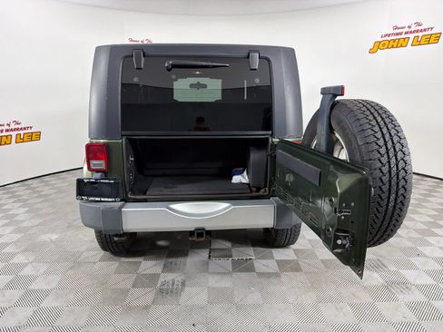 Used 2009 Jeep Wrangler Sahara w/ Trailer Tow Group AWD/4WD image 5