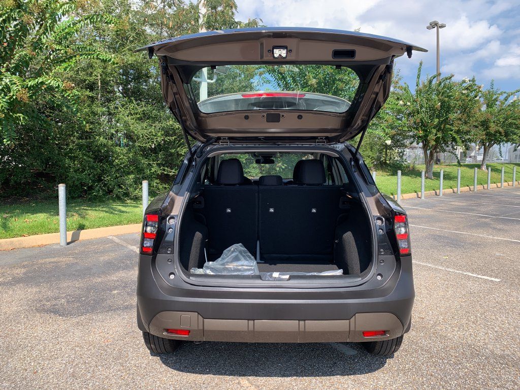 New 2027 Nissan Kicks S FWD image 5