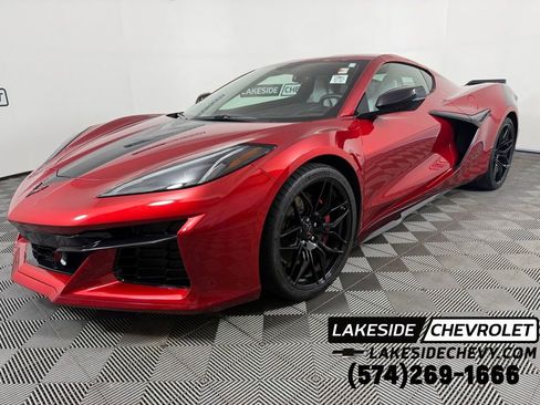 Used 2023 Chevrolet Corvette Z06 RWD image 1