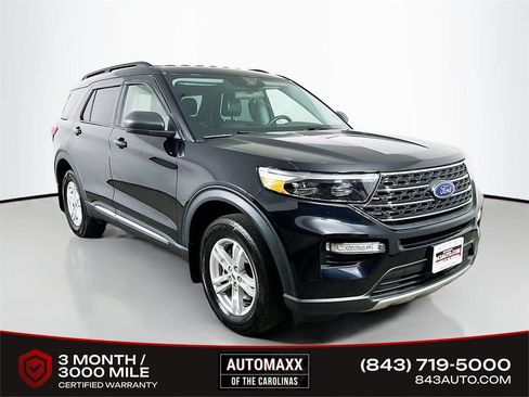 Used 2022 Ford Explorer XLT w/ Equipment Group 202A AWD/4WD image 1