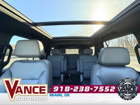 Used 2023 Chevrolet Tahoe LT w/ LT Signature Package image 36