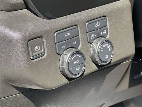 Certified 2023 Chevrolet Silverado 1500 LT image 14