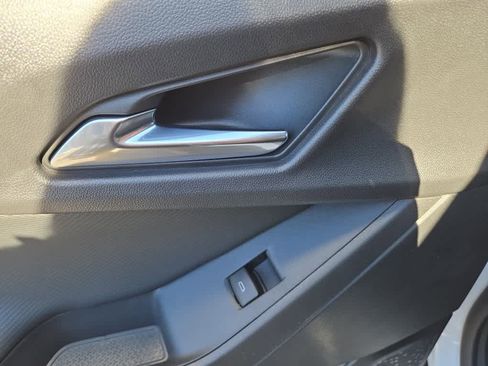 New 2026 Chevrolet Equinox LT w/ Convenience Package II image 27