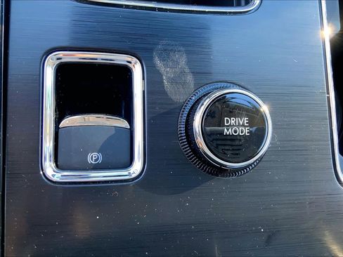 New 2026 Lincoln Aviator AWD w/ Jet Appearance Package image 20