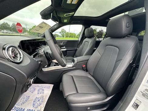 New 2026 Mercedes-Benz GLB 250 4MATIC image 15