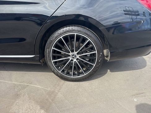 Used 2021 Mercedes-Benz C 300 Sedan image 5
