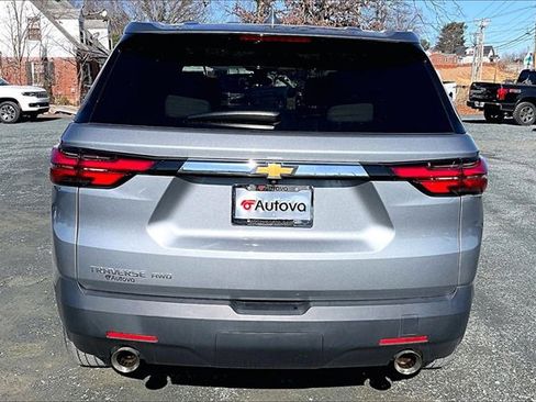 Used 2023 Chevrolet Traverse LS w/ Safety Package image 9