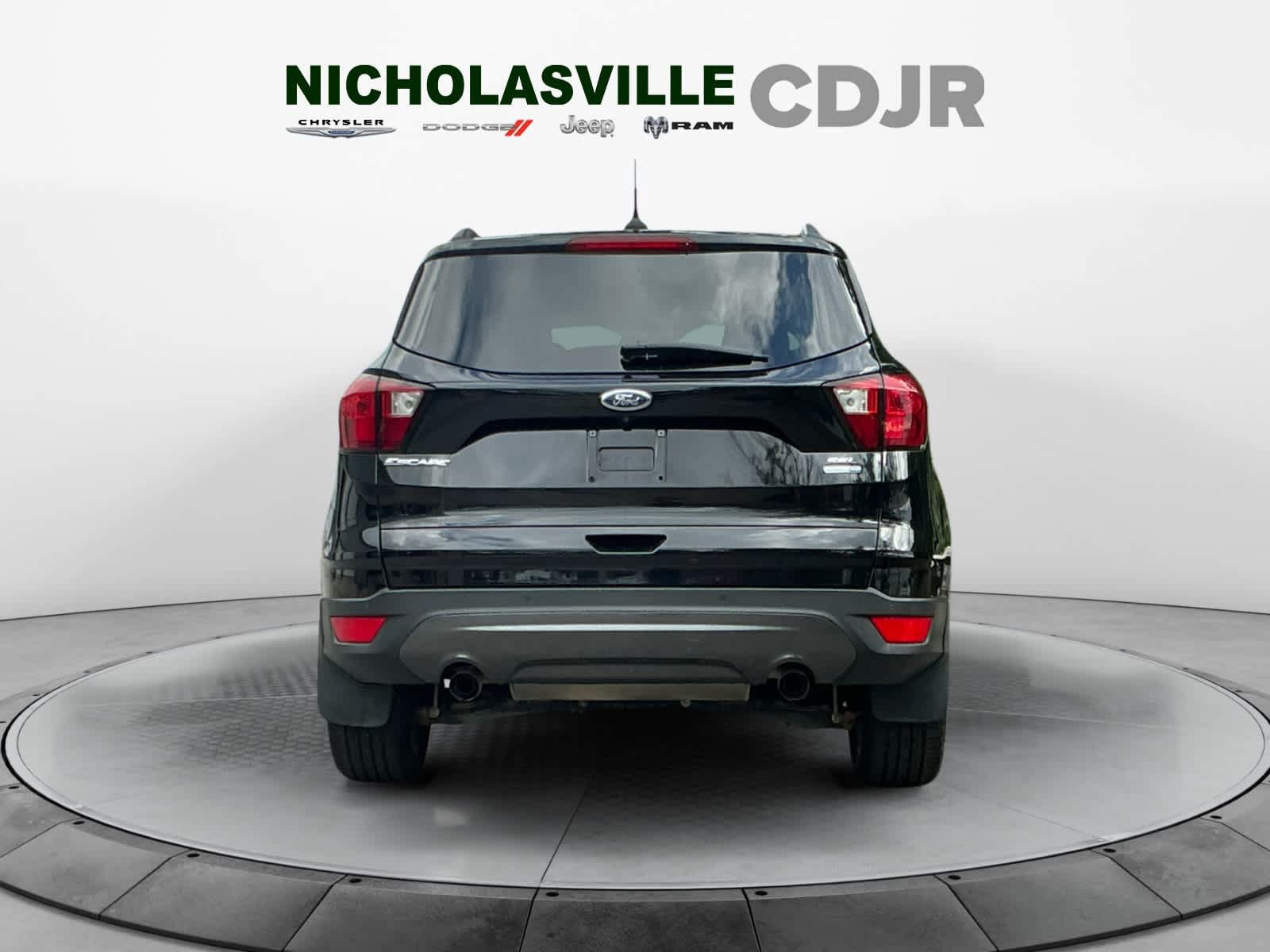 Used 2019 Ford Escape SEL AWD/4WD image 4