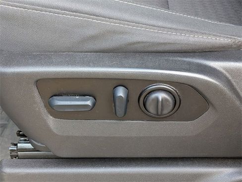 Used 2022 GMC Sierra 2500 SLE w/ SLE Value Package; image 16