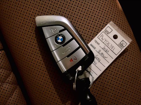 Used 2023 BMW 540i xDrive w/ M Sport Package AWD/4WD image 14