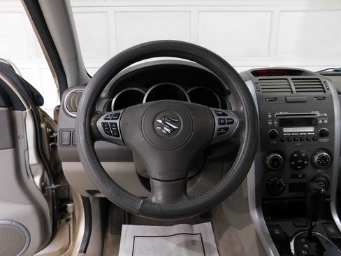 Used 2007 Suzuki Grand Vitara Luxury image 41