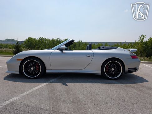 Used 2004 Porsche 911 Carrera 4S image 6