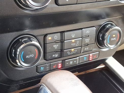 Certified 2019 Ford F150 Lariat image 15