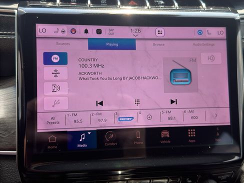 Used 2025 Jeep Grand Cherokee Limited AWD/4WD image 18