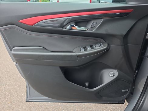New 2026 Chevrolet TrailBlazer RS w/ Convenience Package FWD image 17