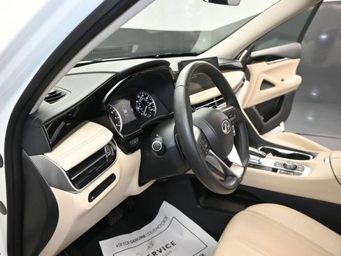 Certified 2025 INFINITI QX60 Pure FWD image 24
