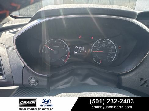 Used 2018 Subaru Crosstrek 2.0i Premium w/ Moonroof Package AWD/4WD image 1