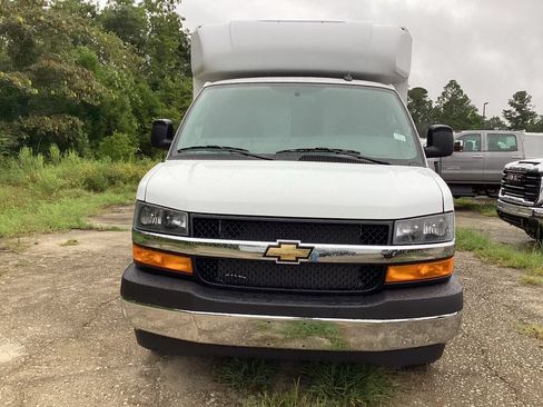 New 2025 Chevrolet Express 3500 w/ Power Convenience Package RWD image 2