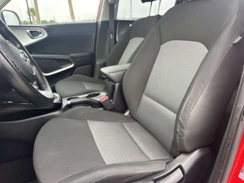 Used 2021 Kia Soul X-Line FWD image 15