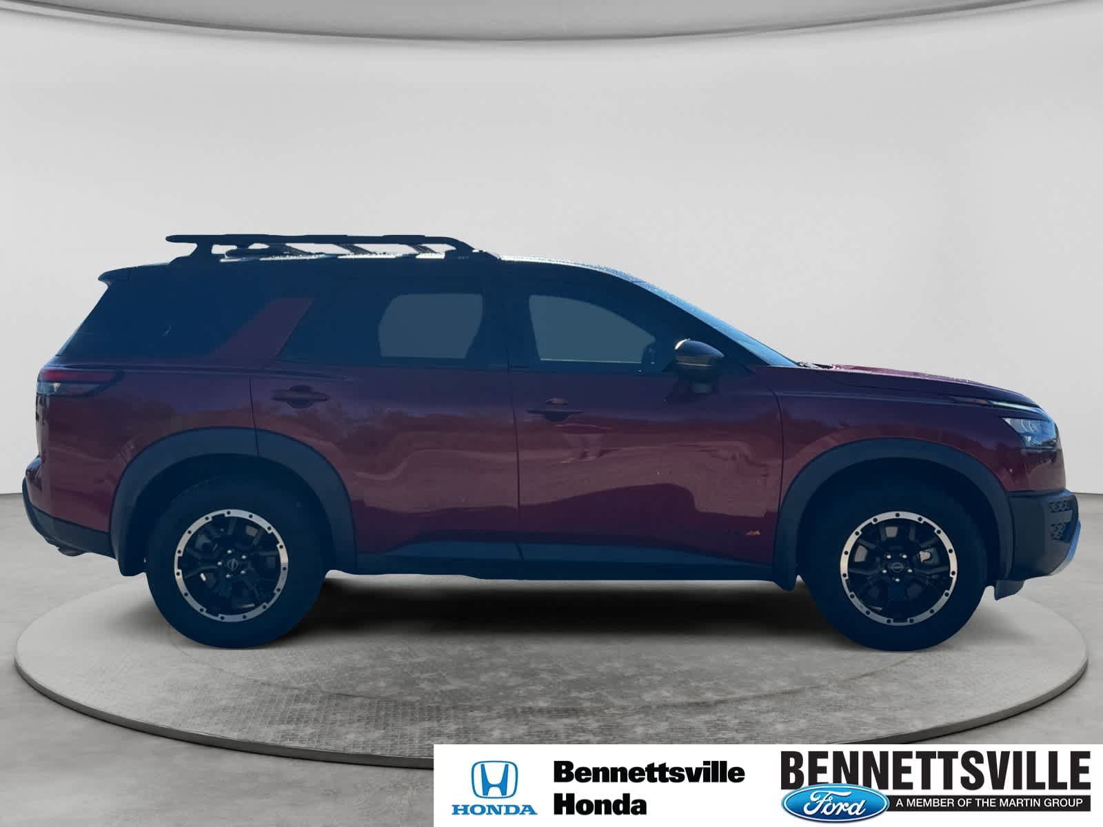 Used 2024 Nissan Pathfinder Rock Creek AWD/4WD image 4
