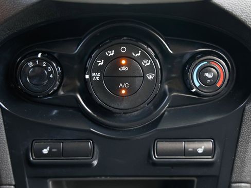 Used 2012 Ford Fiesta SE FWD image 31