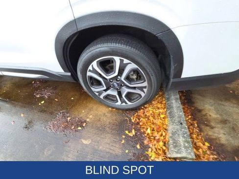 Used 2023 Subaru Ascent Limited w/ Technology Package image 13