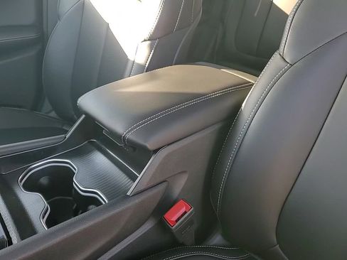 New 2025 Jeep Grand Cherokee Limited w/ Black Appearance Package image 19