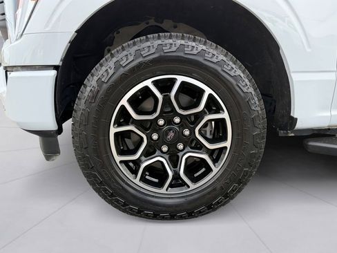 Used 2022 Ford F150 XLT w/ Equipment Group 302A High AWD/4WD image 9