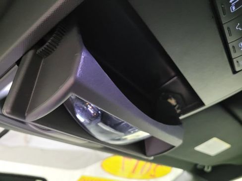 Used 2017 Dodge Grand Caravan GT image 37