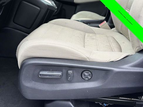 Used 2019 Honda CR-V EX image 4