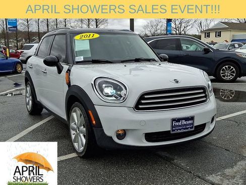 Used 2011 MINI Cooper Countryman image 2