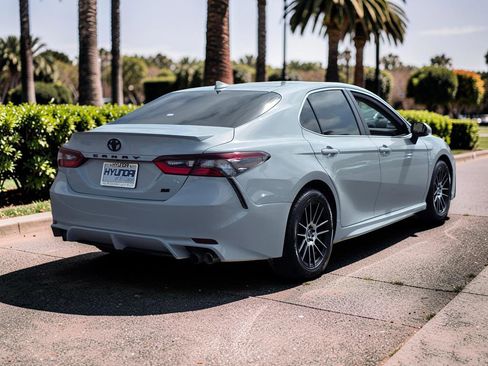 Used 2023 Toyota Camry SE w/ Protection Package (Q2) (TMS) FWD image 5