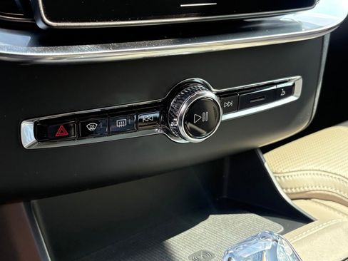 New 2026 Volvo XC90 B6 Ultra image 14