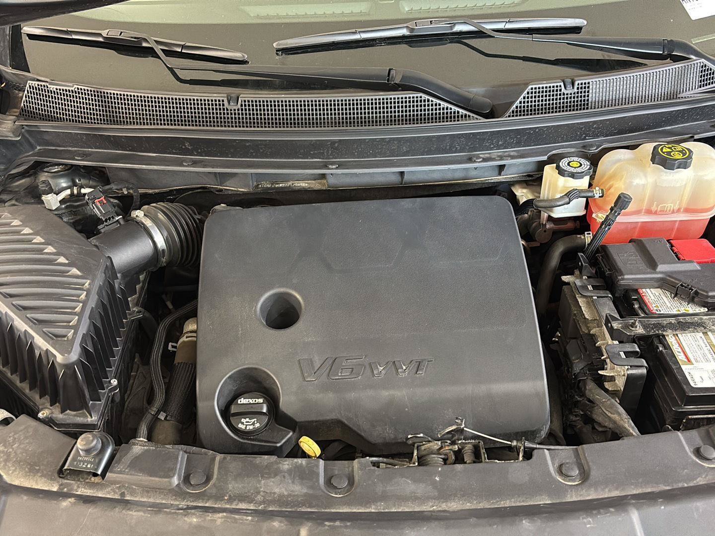 Used 2018 Chevrolet Traverse LT w/ LPO, Floor Liner Package AWD/4WD image 12