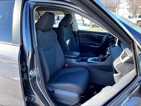Certified 2025 Toyota RAV4 LE image 11