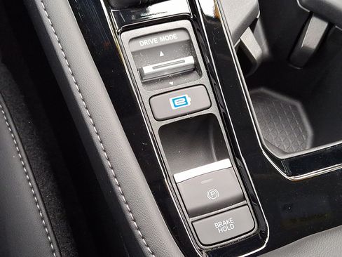 Used 2025 Honda Accord Touring image 26