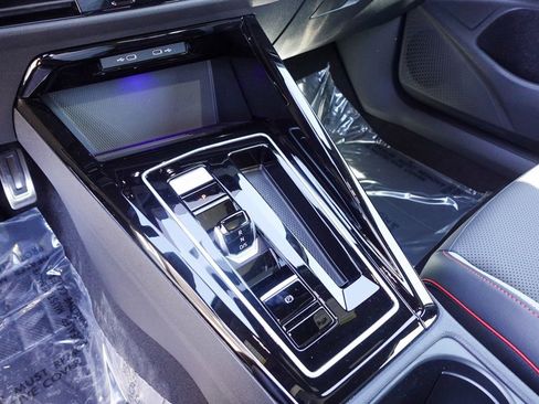 New 2025 Volkswagen GTI SE image 19