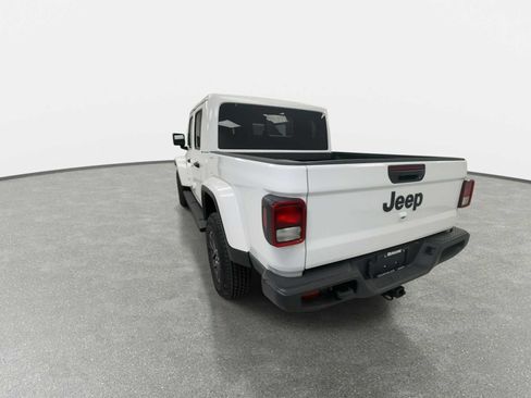 New 2026 Jeep Gladiator Sport AWD/4WD image 7