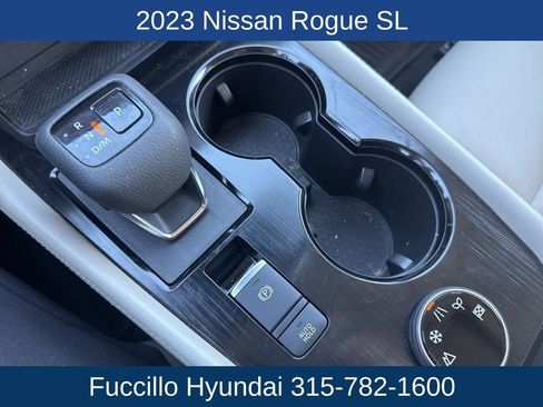 Used 2023 Nissan Rogue SL w/ SL Premium Package image 21