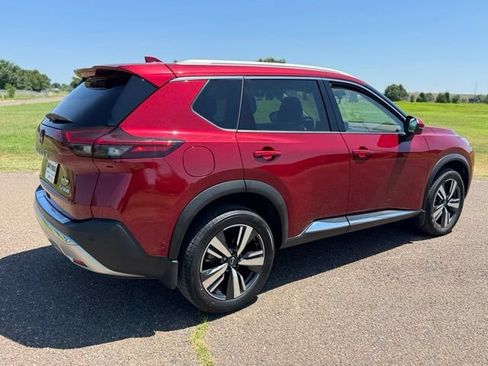 Used 2023 Nissan Rogue Platinum w/ Platinum Premium Package FWD image 6