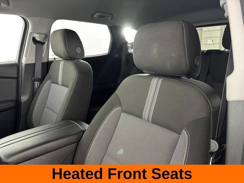 Used 2025 Chevrolet Blazer LT AWD/4WD image 12