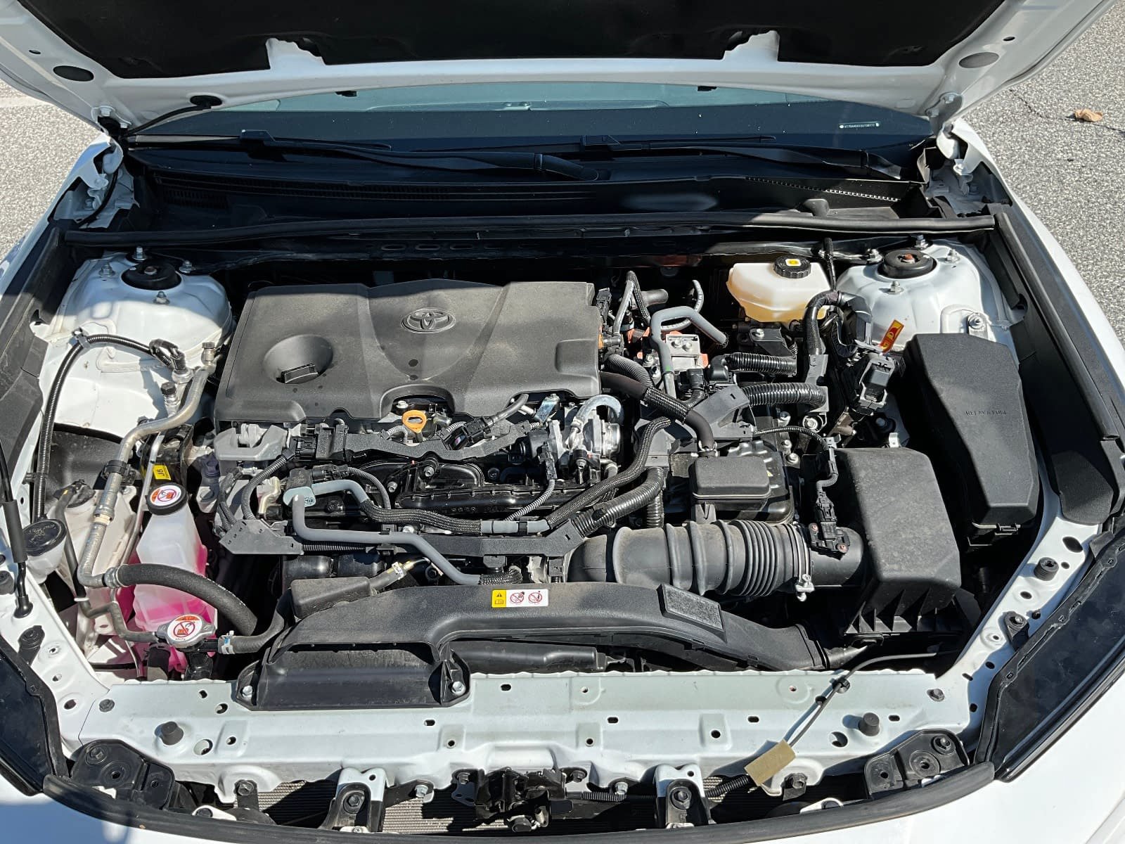 Used 2025 Toyota Camry LE FWD image 26