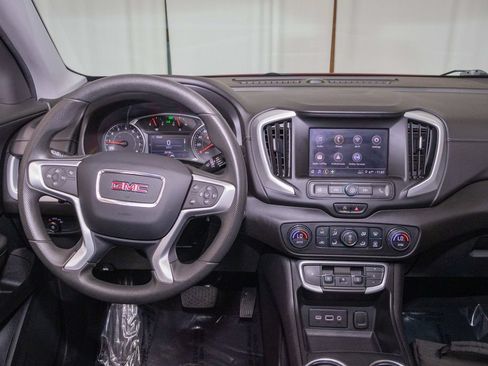 Used 2023 GMC Terrain SLE w/ Driver Convenience Package AWD/4WD image 16