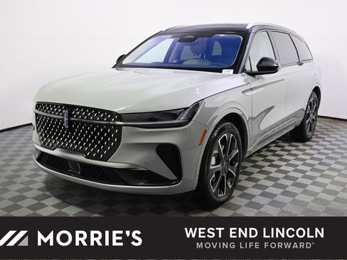 New 2026 Lincoln Nautilus Reserve image 1