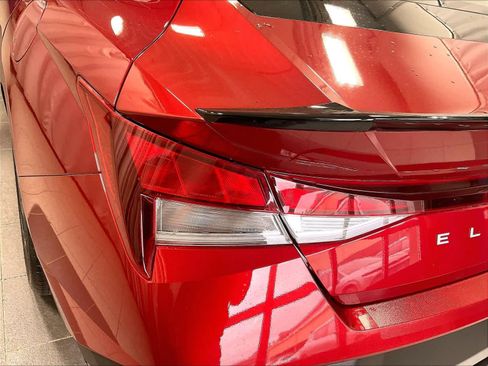 Certified 2025 Hyundai Elantra Sport image 51