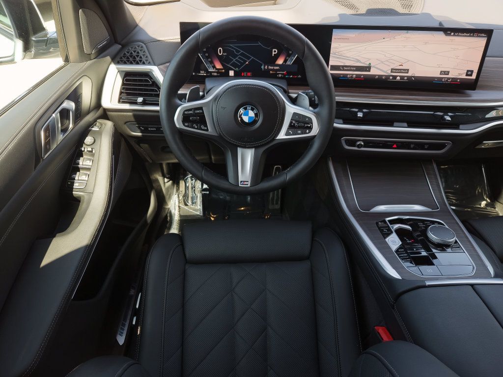 Used 2024 BMW X5 sDrive40i w/ M Sport Package RWD image 22
