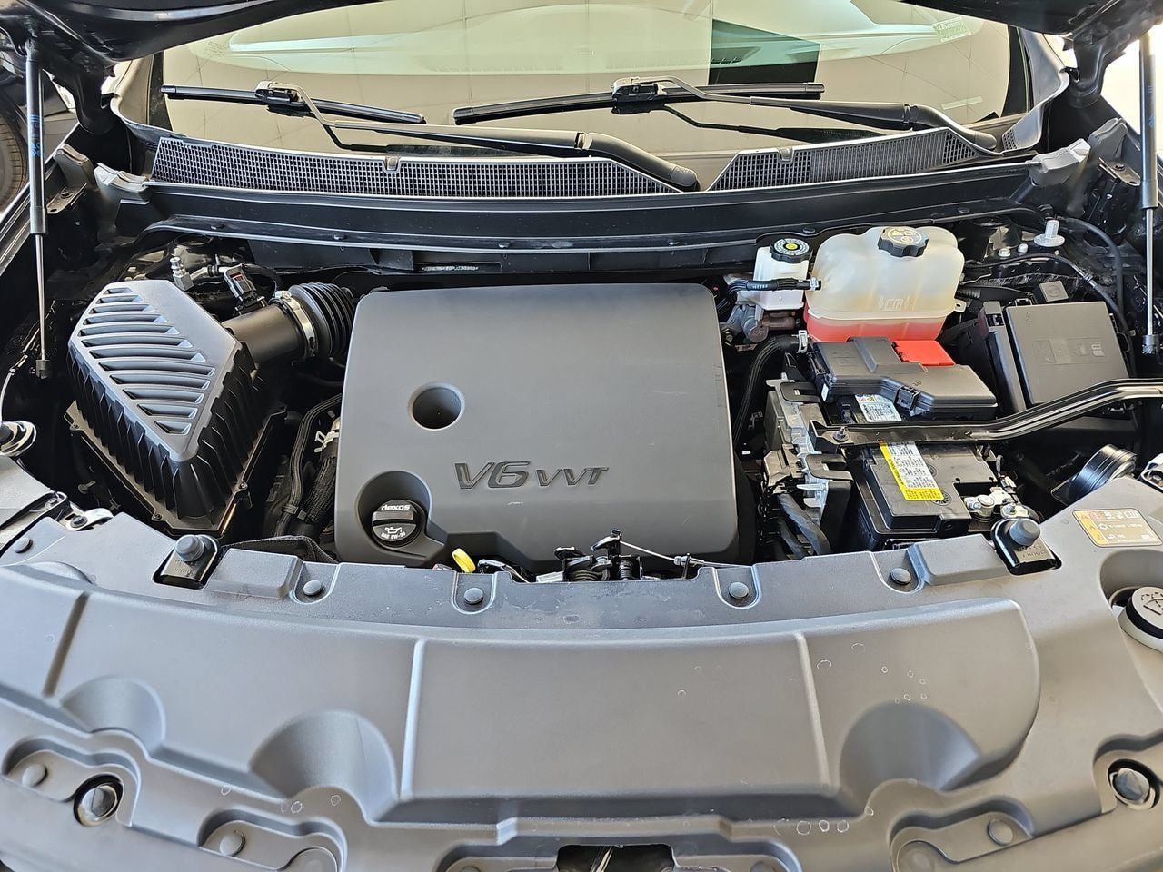 Certified 2023 Chevrolet Traverse LT FWD image 37
