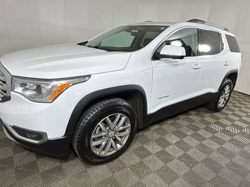 Used 2017 GMC Acadia SLE FWD image 7