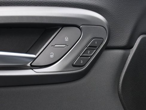 Used 2025 Dodge Hornet R/T w/ Tech Pack image 16